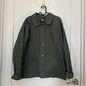 Women’s Patagonia button up jacket, olive green, size XL